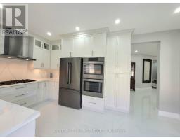 15 Jonas Millway, Whitchurch Stouffville, ON L4A0M4 Photo 13