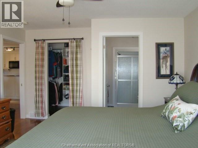 34 LANZ BOULEVARD - 20