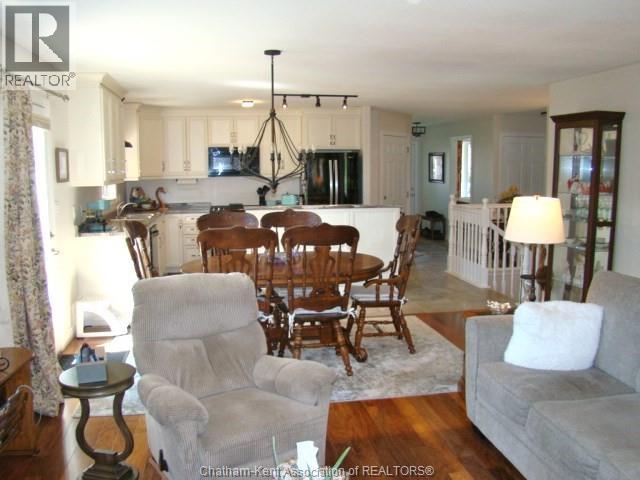 34 LANZ BOULEVARD - 13