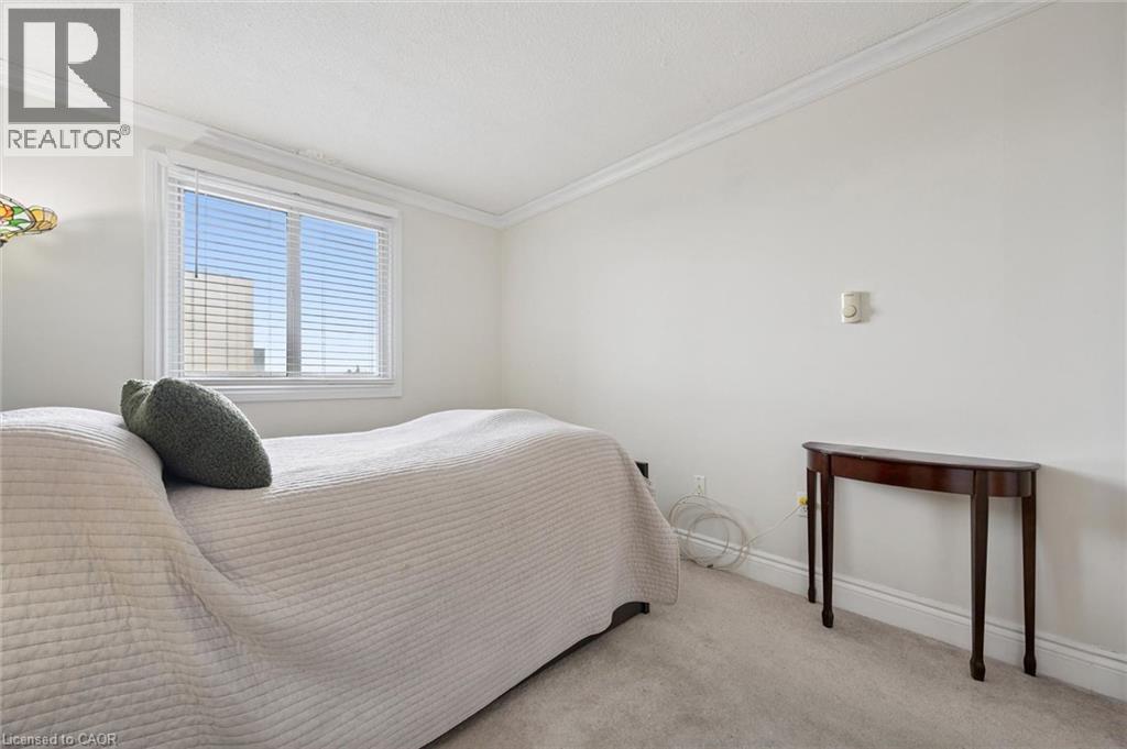 #906 64 BENTON Street - 19