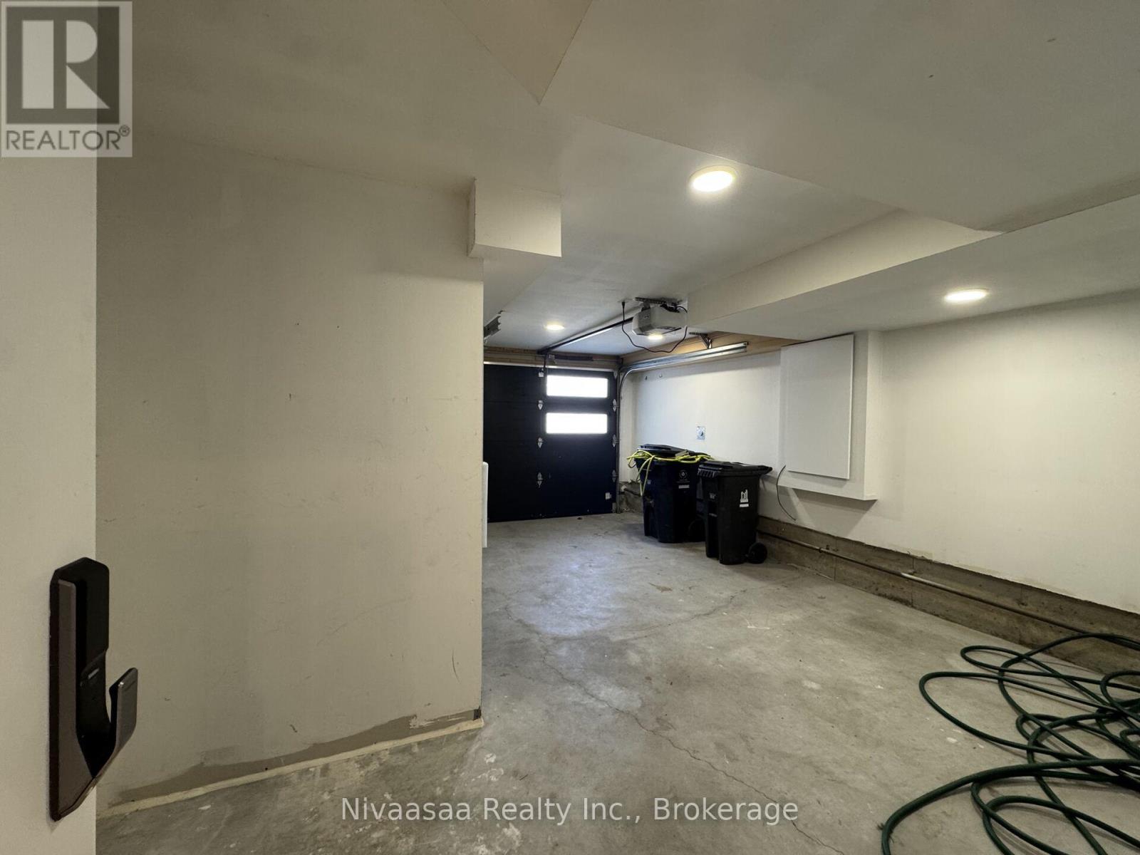 177 RANLEIGH AVENUE - 36