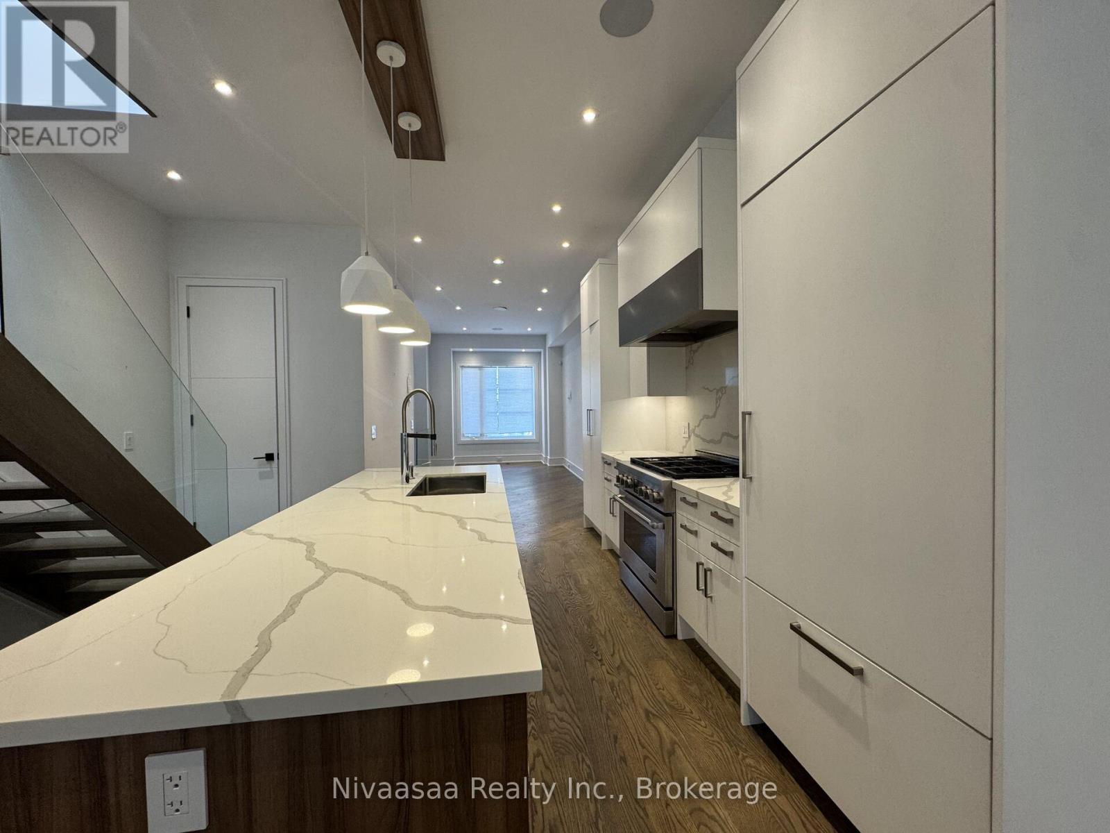 177 RANLEIGH AVENUE - 9