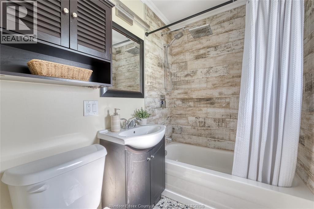 1325 Bernard - 13
