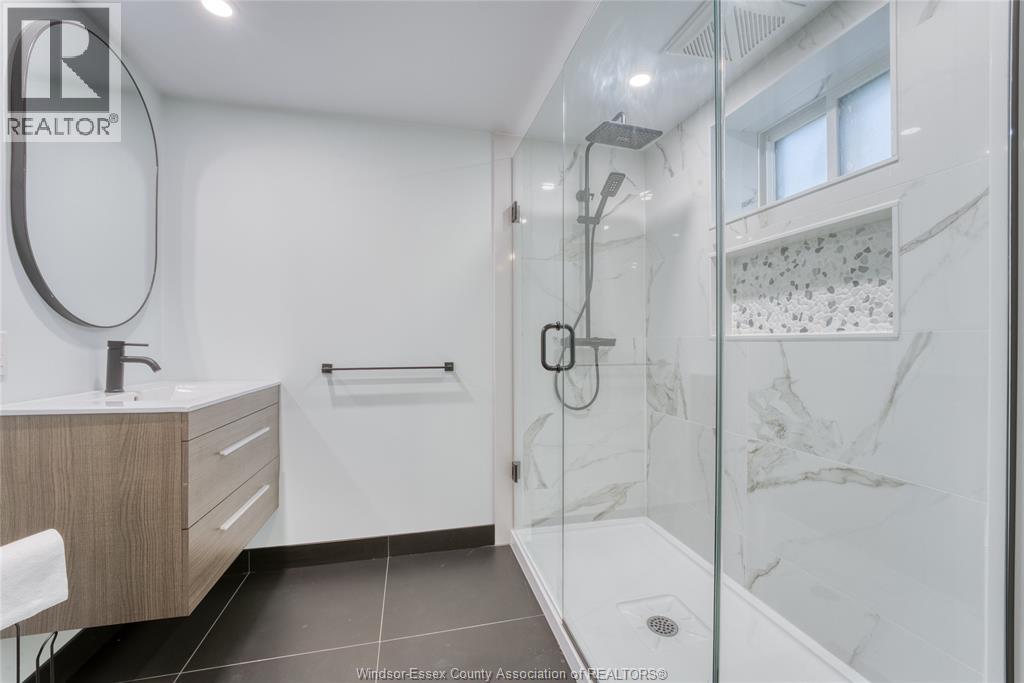 1325 Bernard - 25