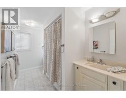577 Creekview Circle, Pickering, ON L1W2Z9 Photo 23