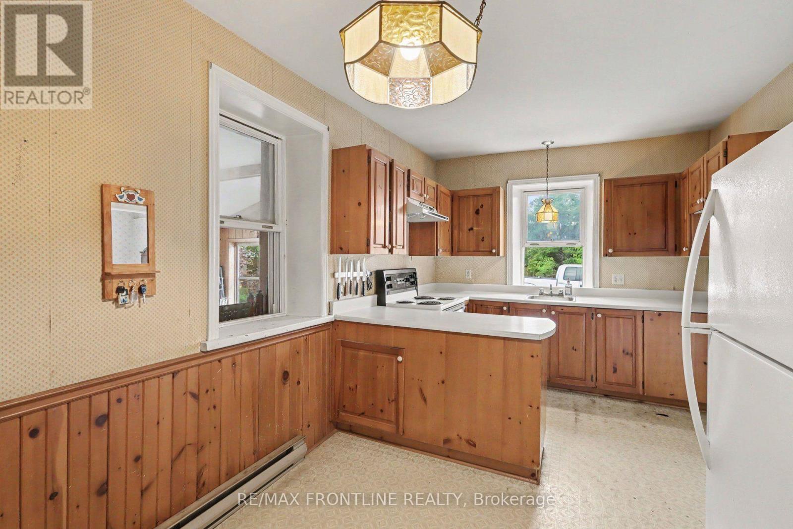 199 INNISVILLE ROAD S - 9
