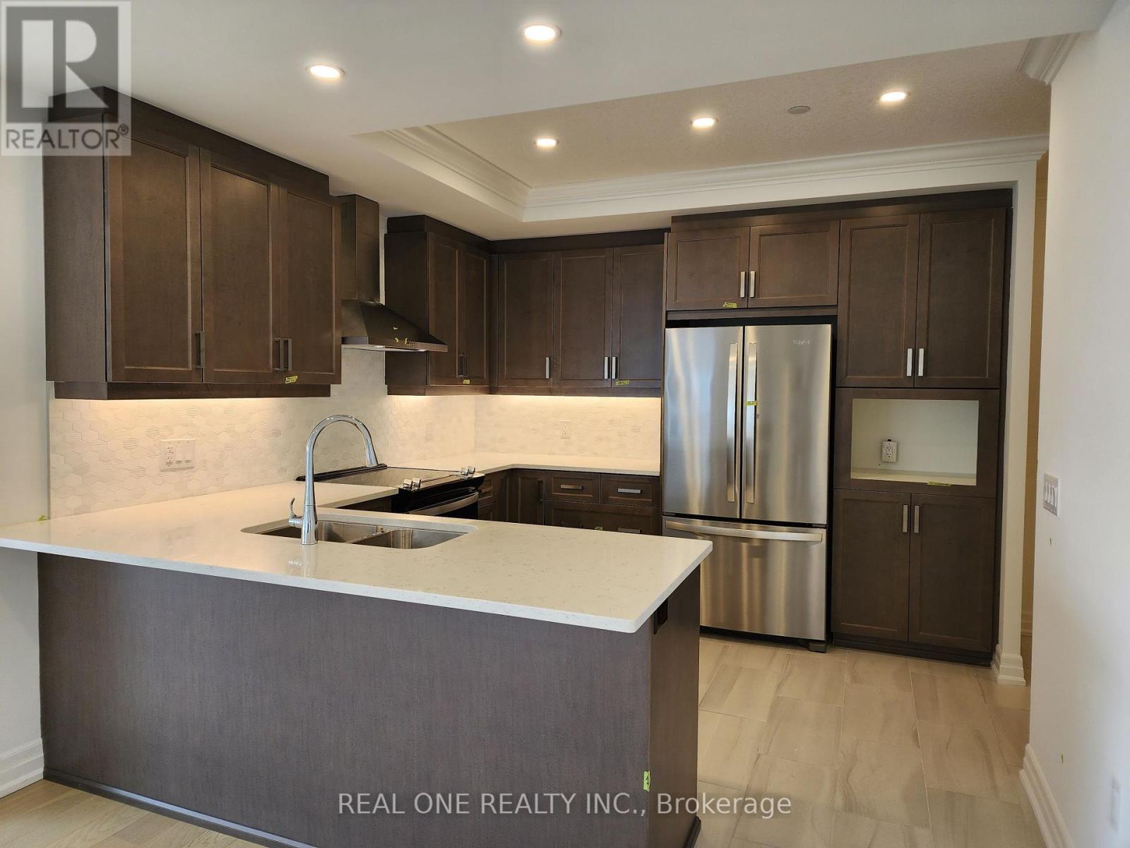 #906 480 CALLAWAY ROAD - 14