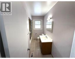 23 Elkington Drive Unit# Upper Unit, Kitchener, ON N2B1S1 Photo 16