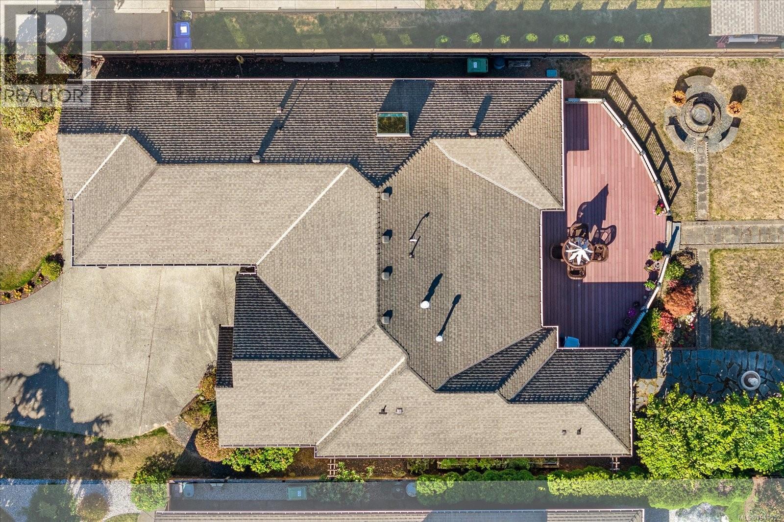 616 Attenborough St - 32