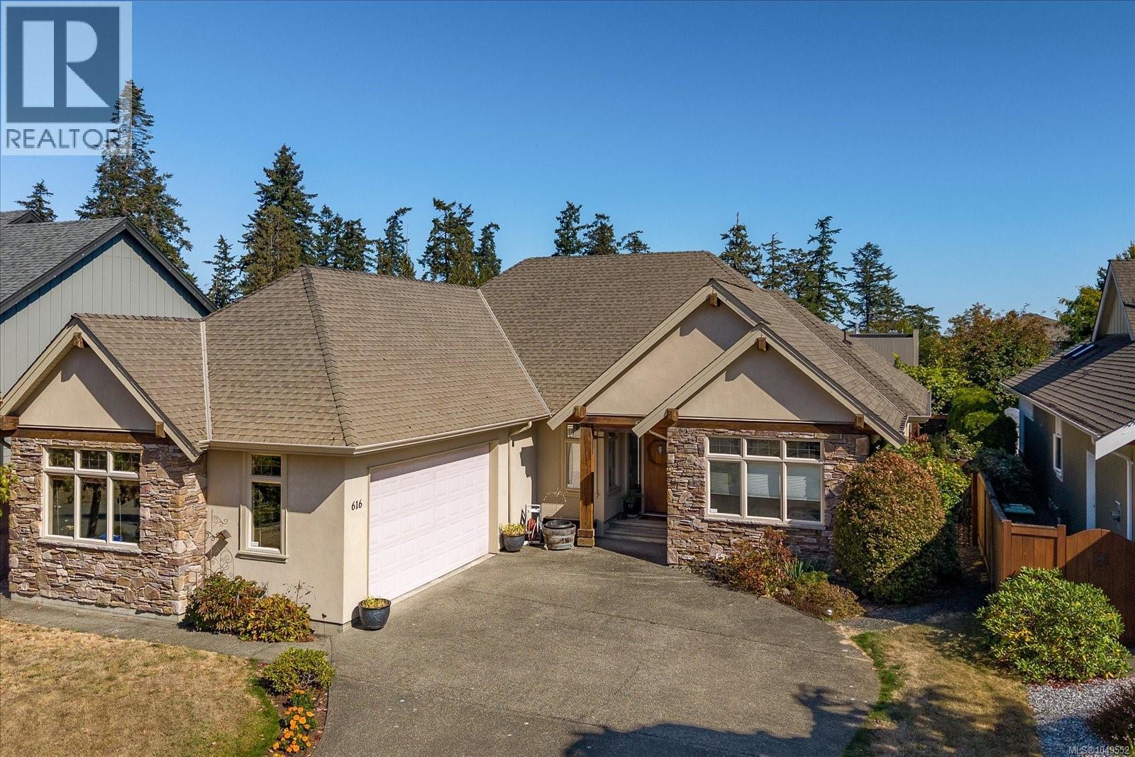 616 Attenborough St - 30