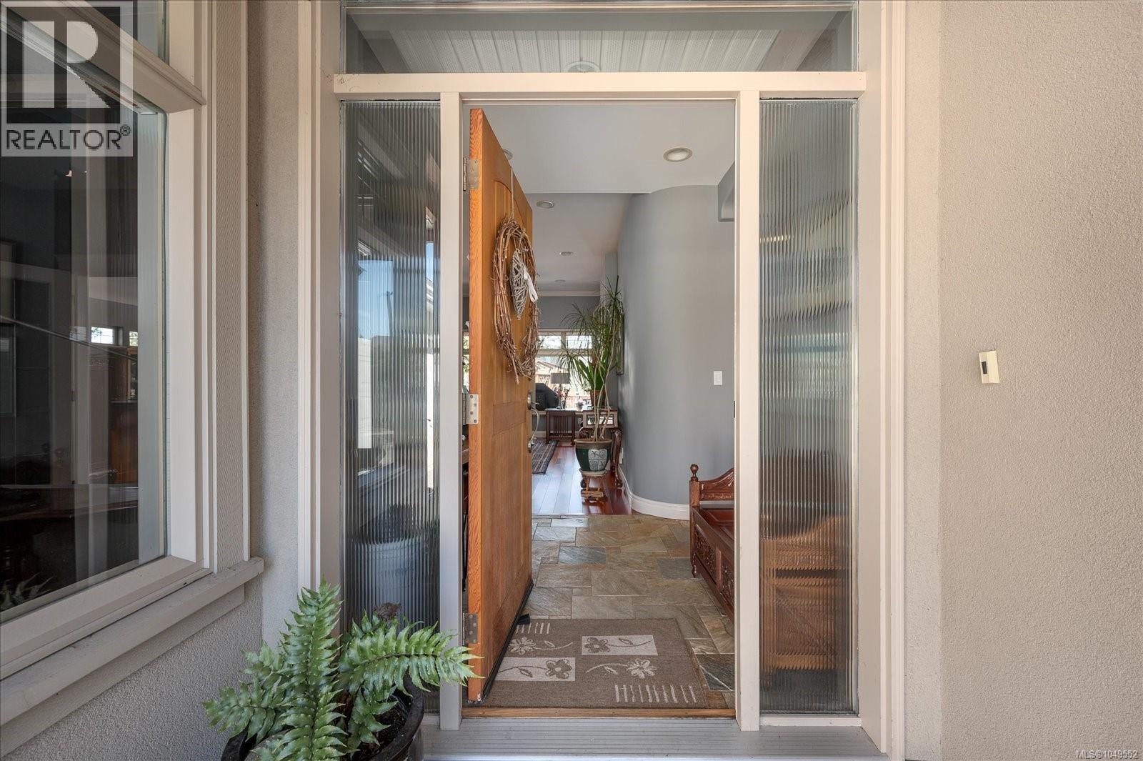 616 Attenborough St - 28