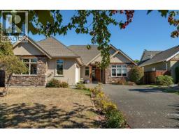 616 Attenborough St, Parksville, BC V9P1A5 Photo 47