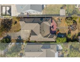 616 Attenborough St, Parksville, BC V9P1A5 Photo 31