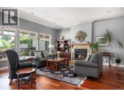 616 Attenborough St, Parksville, BC V9P1A5 Photo 12