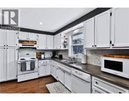 Eat in kitchen - 30 Janet Street, Brantford, ON N3R3G6 Photo 10