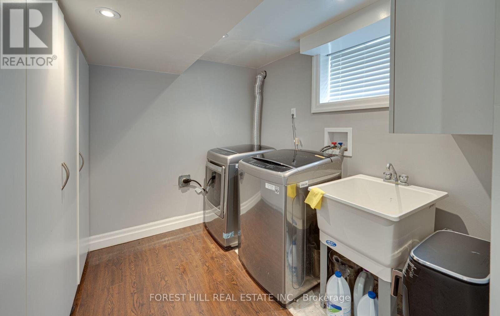 6 ROMNEY ROAD - 23