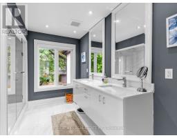 6 Romney Road, Toronto, ON M3H1H2 Photo 16
