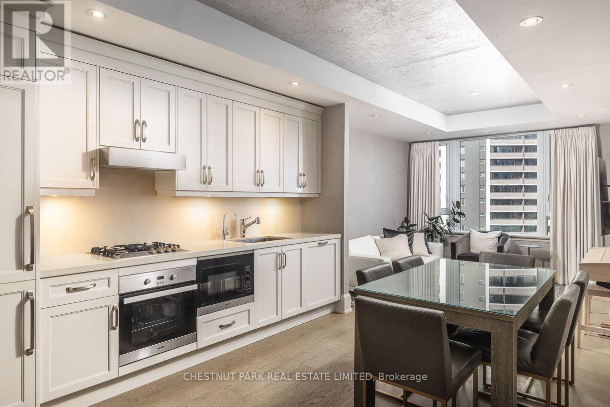 #506 181 DAVENPORT ROAD - 2