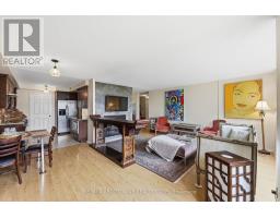 1003 - 280 Simcoe Street, Toronto, ON M5T2Y5 Photo 9