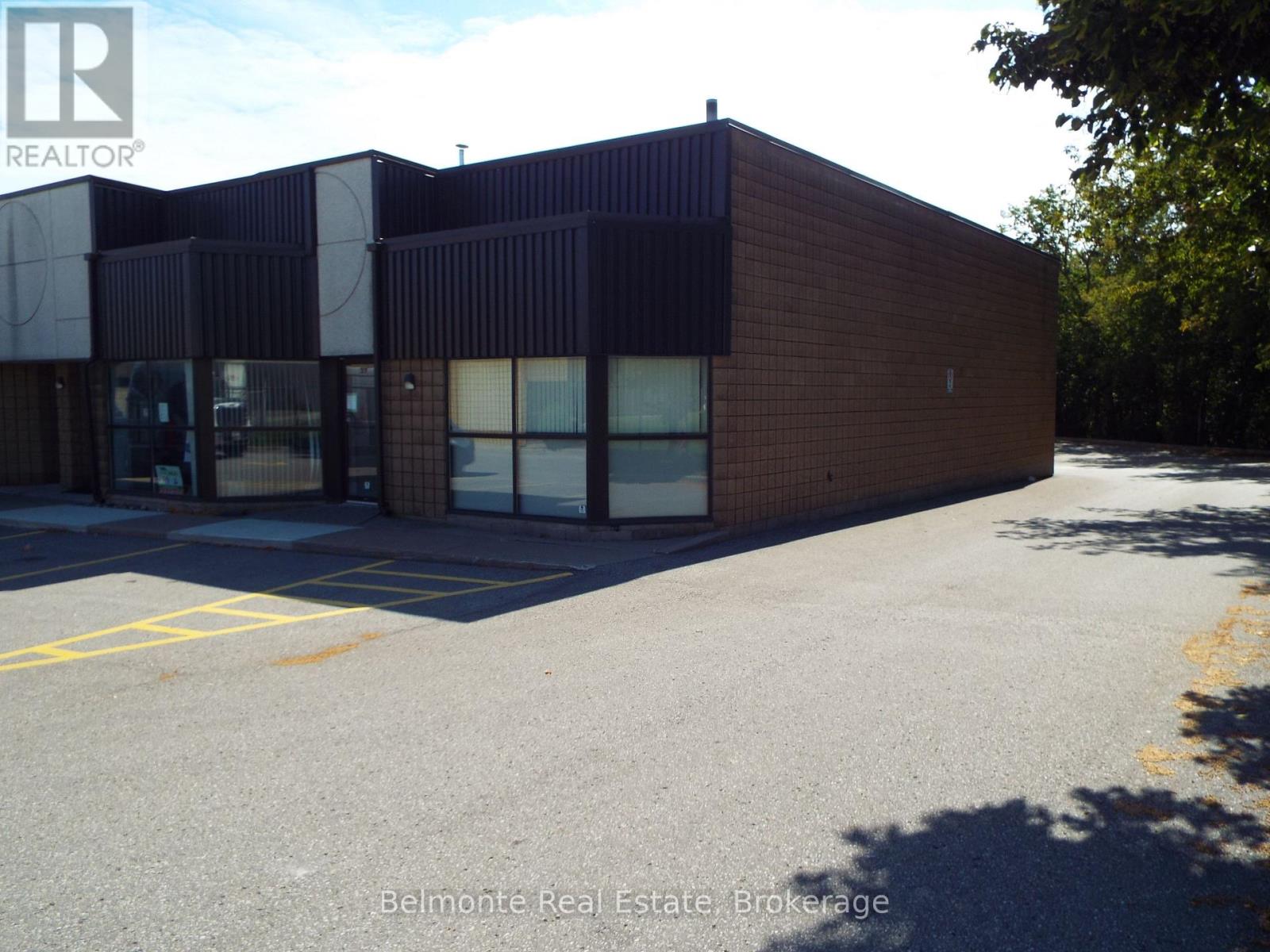 37 - 1621 MCEWEN DRIVE