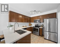 82 Dewell Crescent, Clarington, ON L1E0B7 Photo 8