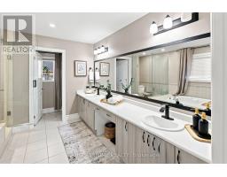 2349 Dress Circle Crescent, Oshawa, ON L1L0L8 Photo 21