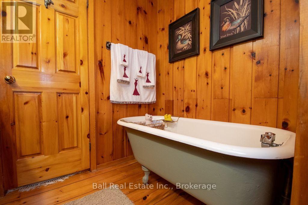 106 IRWIN DRIVE - Image 20