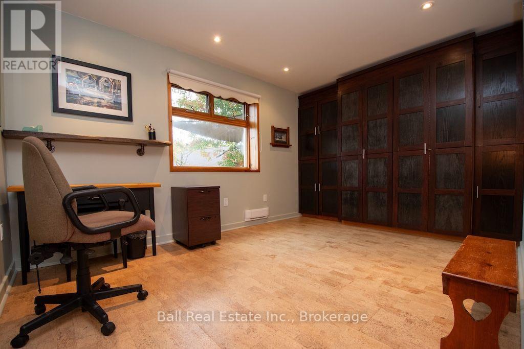 106 IRWIN DRIVE - Image 24
