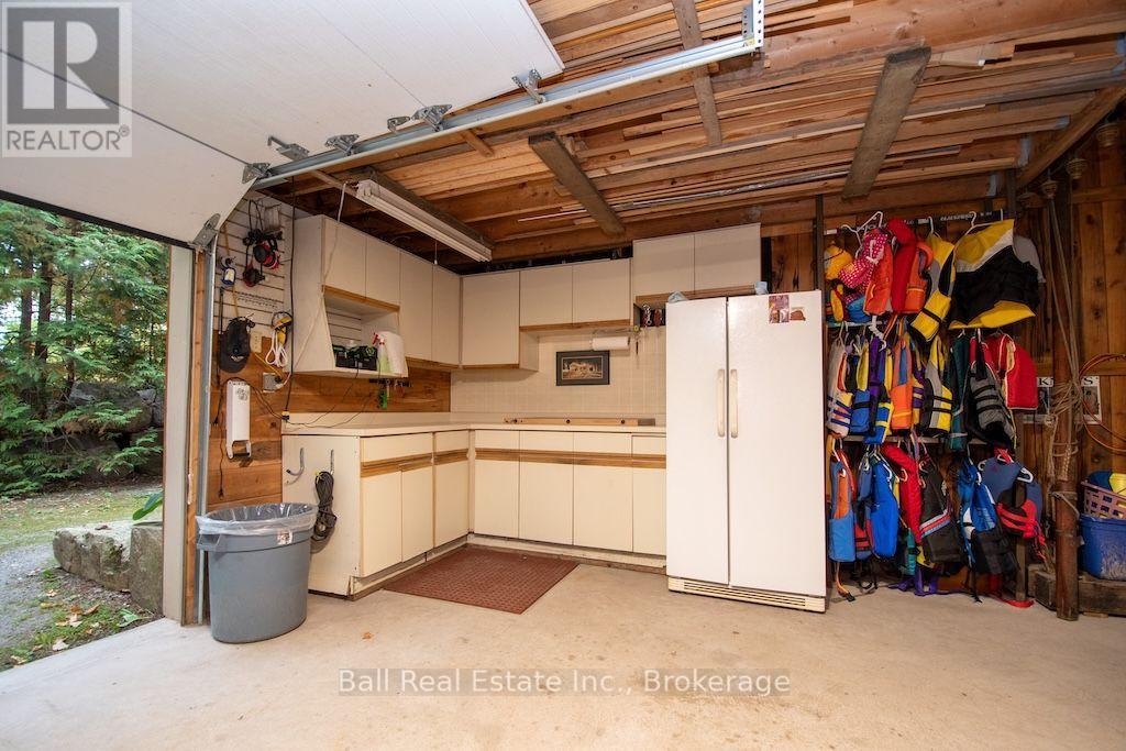 106 IRWIN DRIVE - Image 30