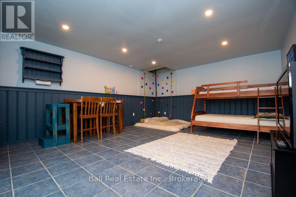 106 IRWIN DRIVE - Image 33