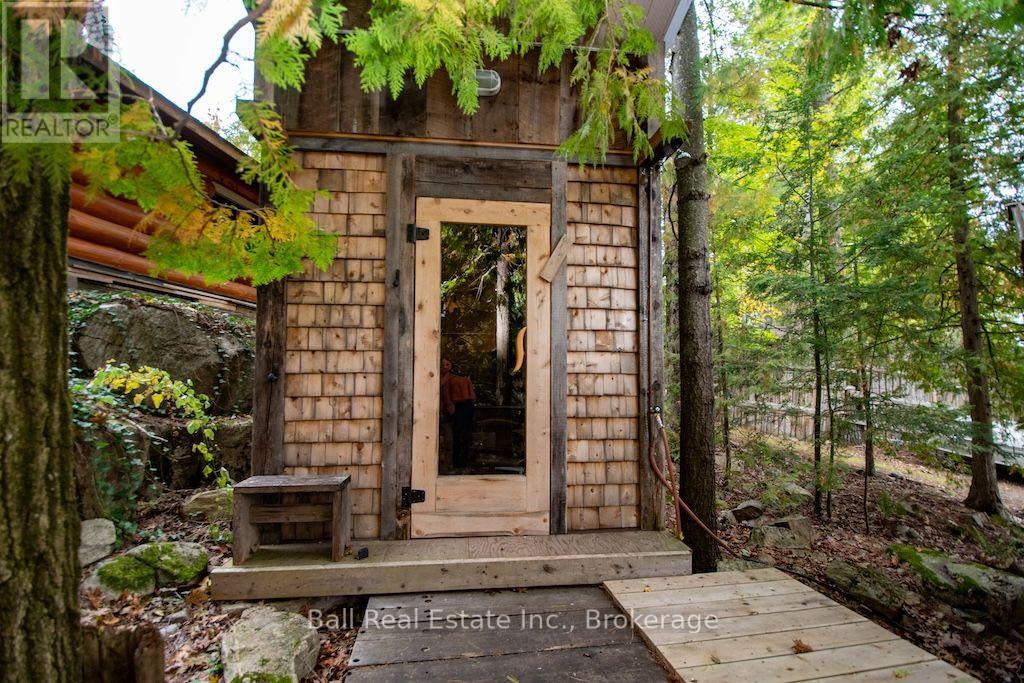 106 IRWIN DRIVE - Image 35