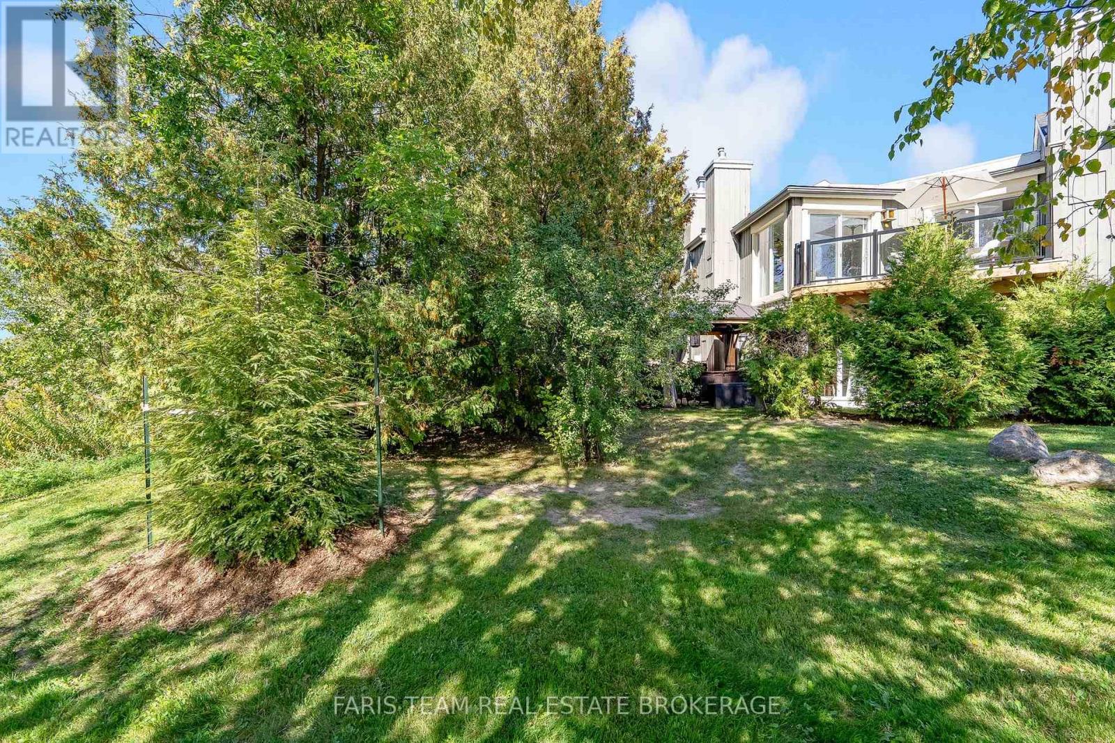 #59 145 FAIRWAY CRESCENT - Image 32
