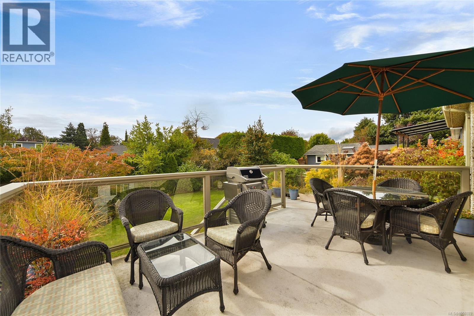 2585 Dufferin Ave - 36