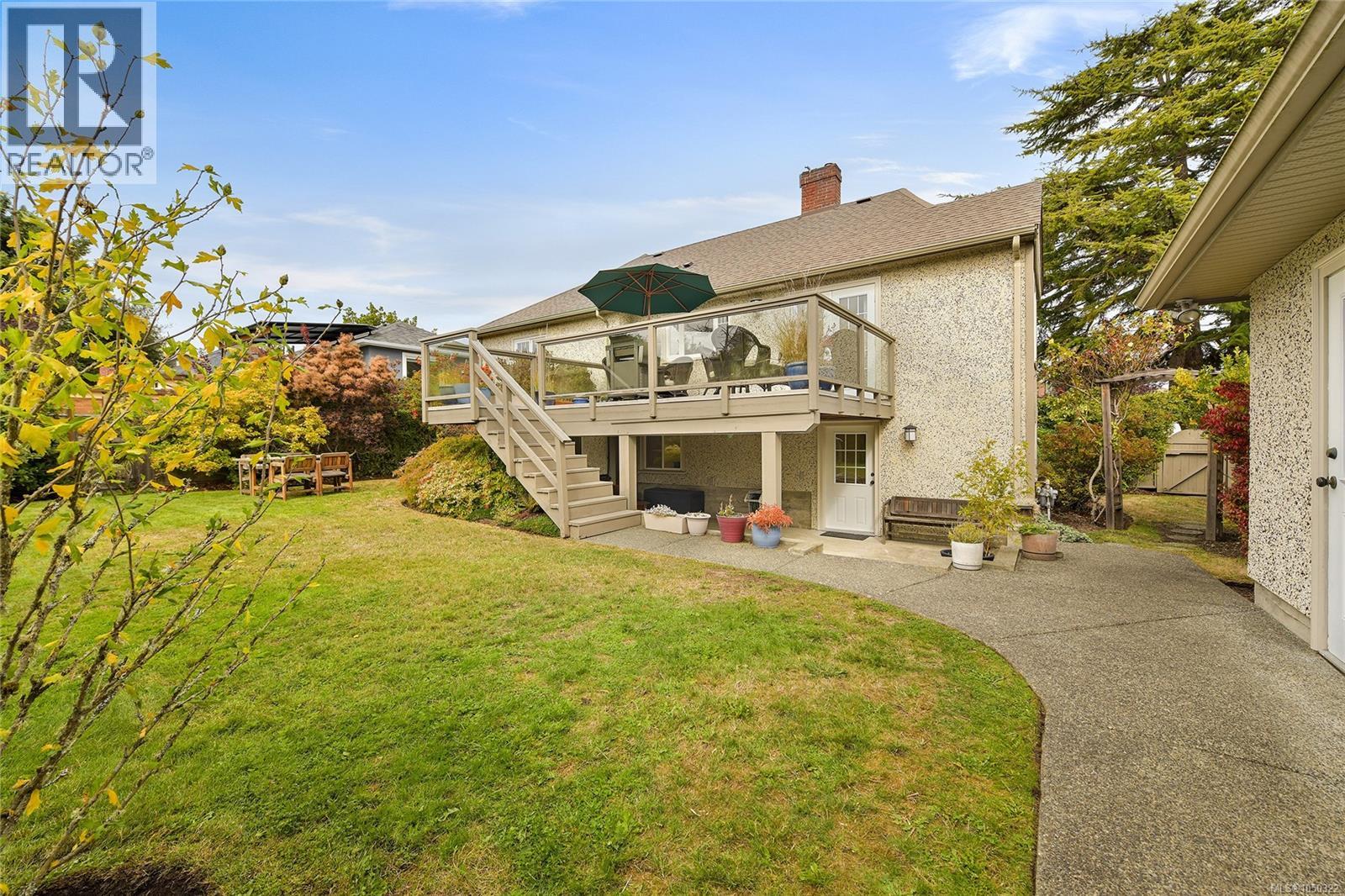 2585 Dufferin Ave - 42