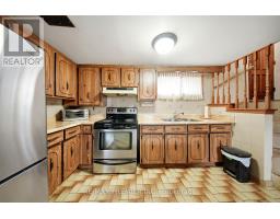 1 Mayo Drive, Toronto, ON M6L2X1 Photo 18