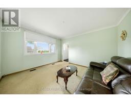 Laundry room - 1 Mayo Drive, Toronto, ON M6L2X1 Photo 8