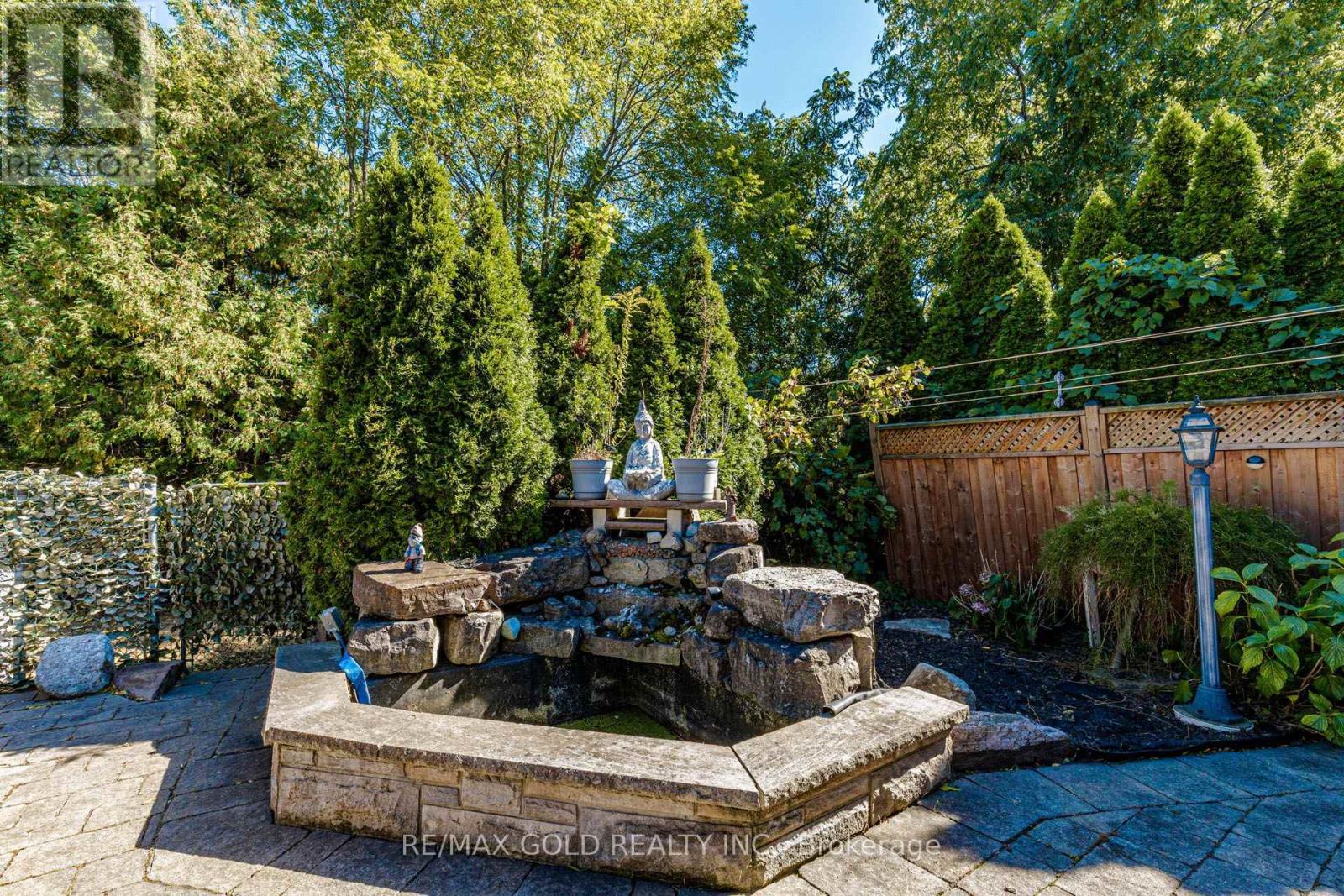 108 MONTMORENCY DRIVE - 44