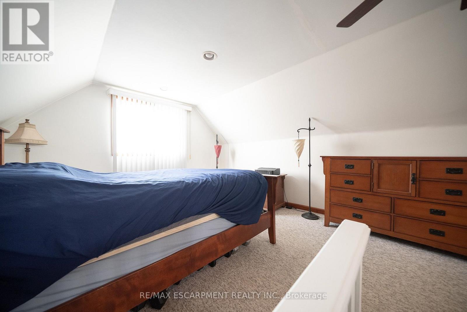 89 SALISBURY AVENUE - 16