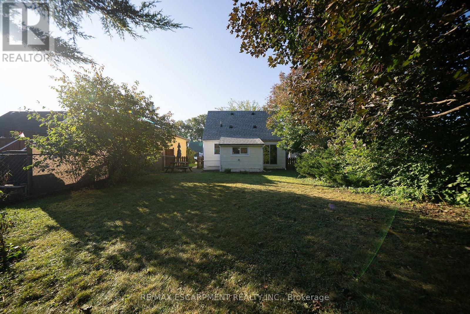 89 Salisbury Avenue, Brantford, ON photo 20