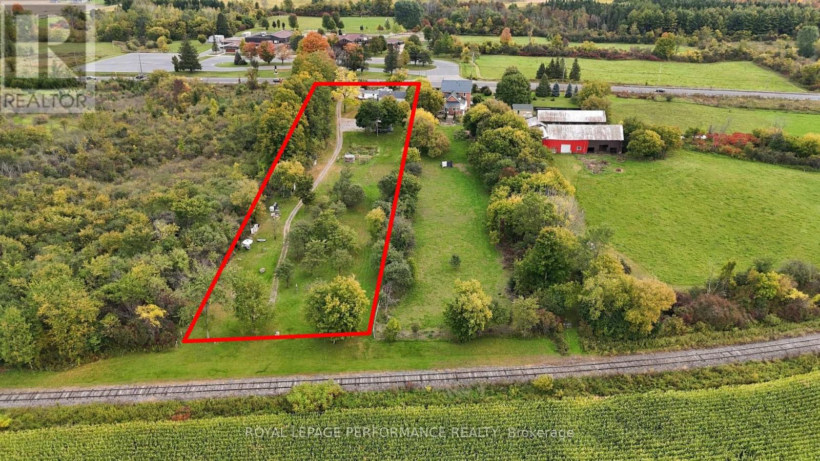 4126 34 HIGHWAY - Image 32