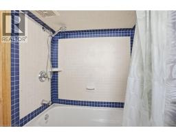 17 Tuxedo Avenue S, Hamilton, ON L8K2R7 Photo 43