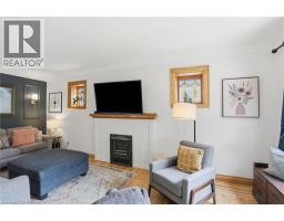 Bedroom - 17 Tuxedo Avenue S, Hamilton, ON L8K2R7 Photo 8