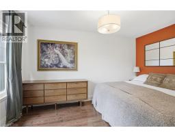 17 Tuxedo Avenue S, Hamilton, ON L8K2R7 Photo 34