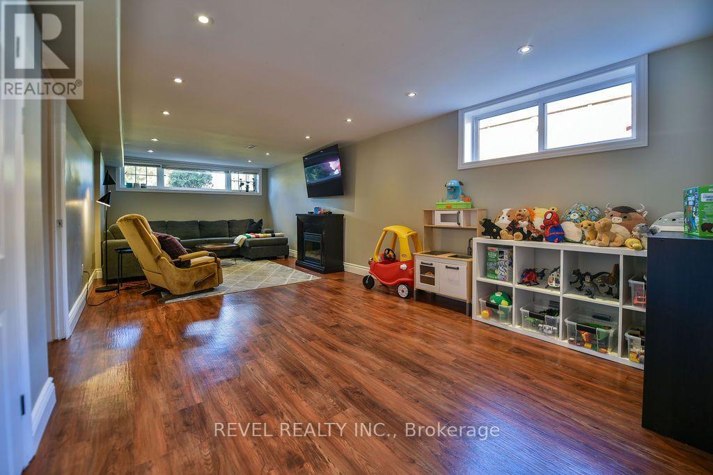 734 DIEPPE STREET - 37