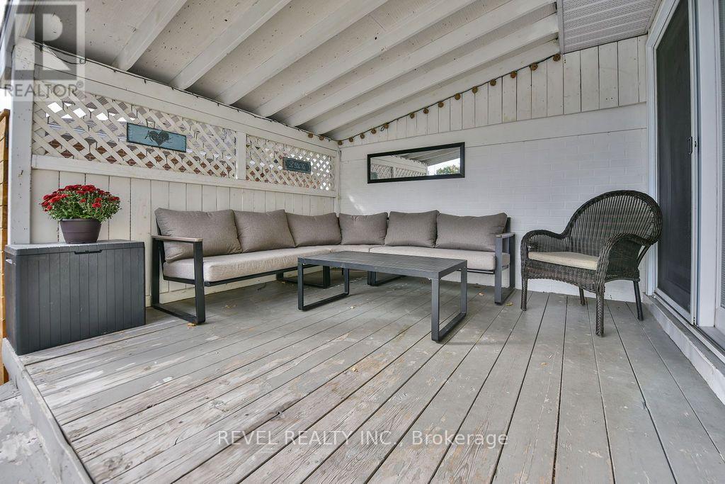 734 DIEPPE STREET - 7