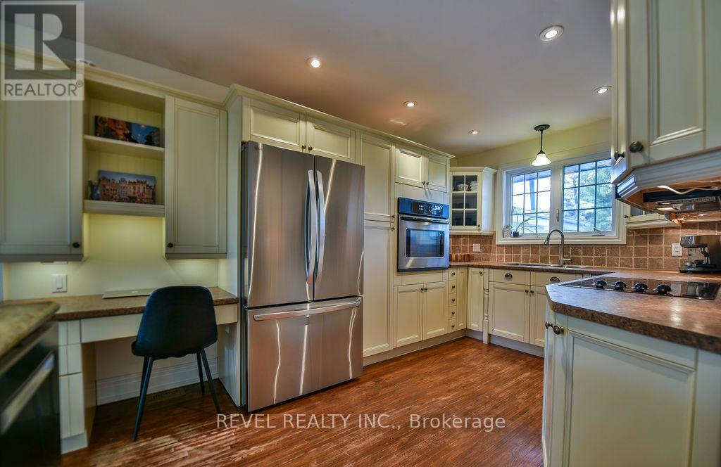 734 DIEPPE STREET - 8