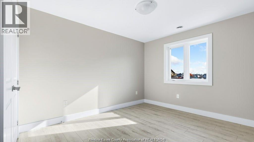 324 SWEETMAN AVENUE - Image 36