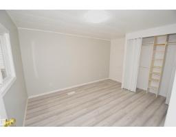 37 West View Bv Nw, Edmonton, AB T5S1T5 Photo 37