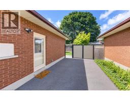 144 Holborn Drive, Kitchener, ON M2A2E5 Photo 34