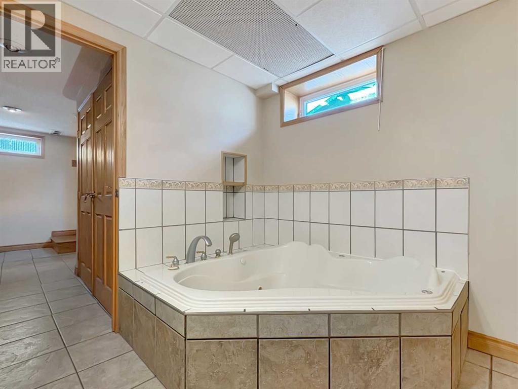 50 Moberly Crescent - Image 23